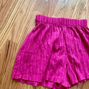 NEW Zara Ribbed Hot Pink Shorts - Size Small